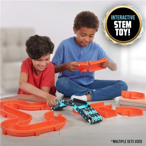 Power Treads - Nitro Stunt Pack - All-Surface Toy Vehicles - 30+ Pieces - Picture 6 of 7